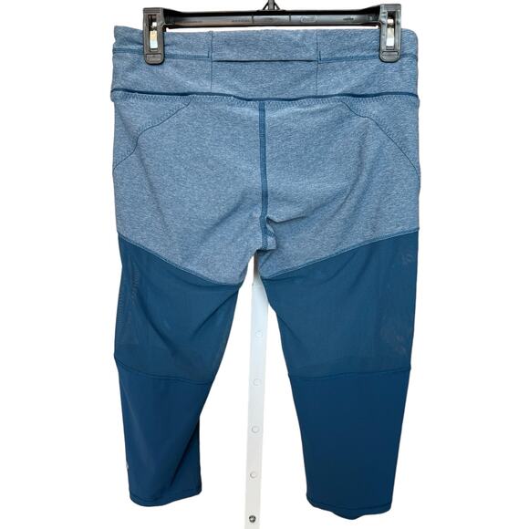 LULULEMON ~  Poseidon Blue Mesh Training Tough Crop Leggings Size 8 - Picture 4 of 8